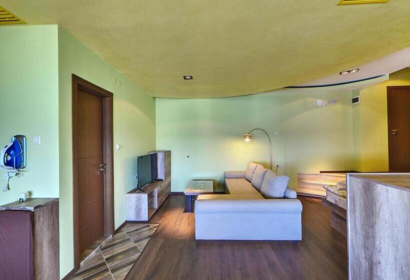 Отель Continental