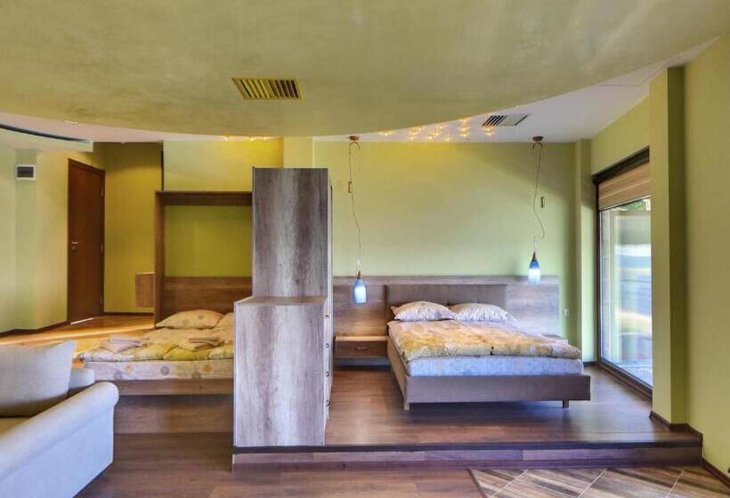 Отель Continental