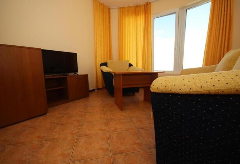 Отель Continental