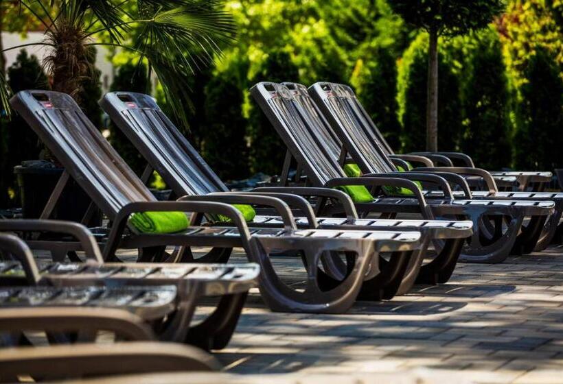 호텔 Csopak Resort & Lake