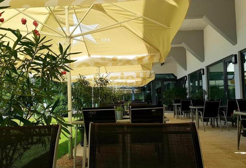 호텔 Csopak Resort & Lake