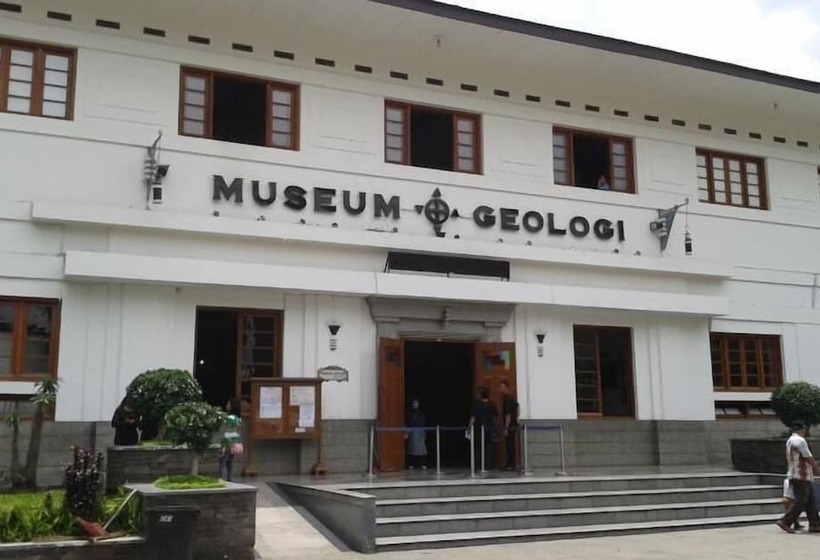 D Best Hotel Sofia Bandung