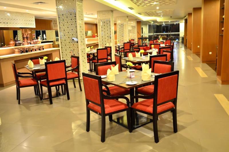 Emersia Hotel And Resort