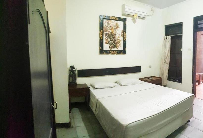 Отель Grand Chandra