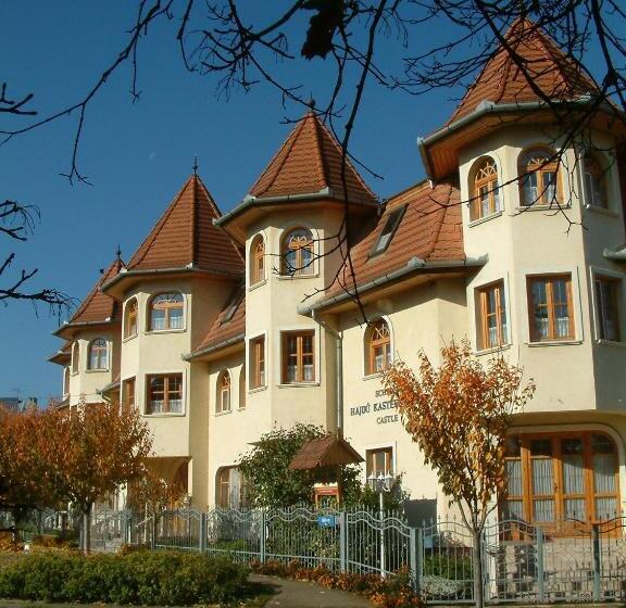 酒店 Hajdú Kastély