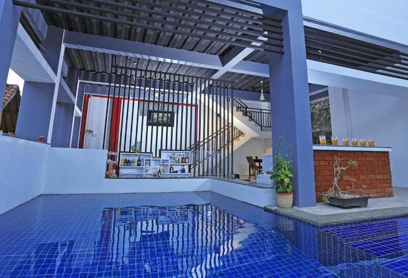 ホテル Jazz Senggigi