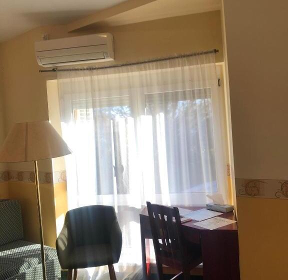 Отель Kenguru Panzió