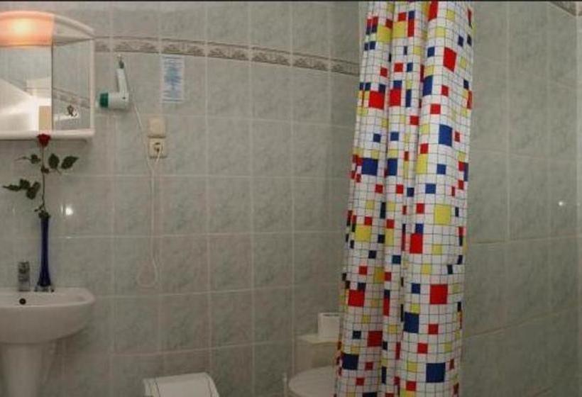 فندق Kincsem Wellness