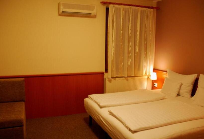 בית מלון כפרי König