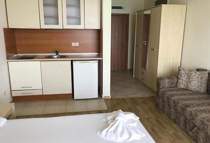 Lozenetz Beach Apartments