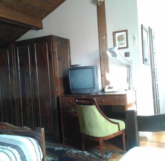 Отель семеен хотел ресторант маламовата къща