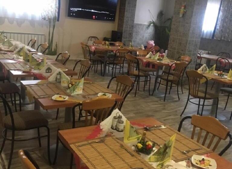 酒店 Marvany Panzio