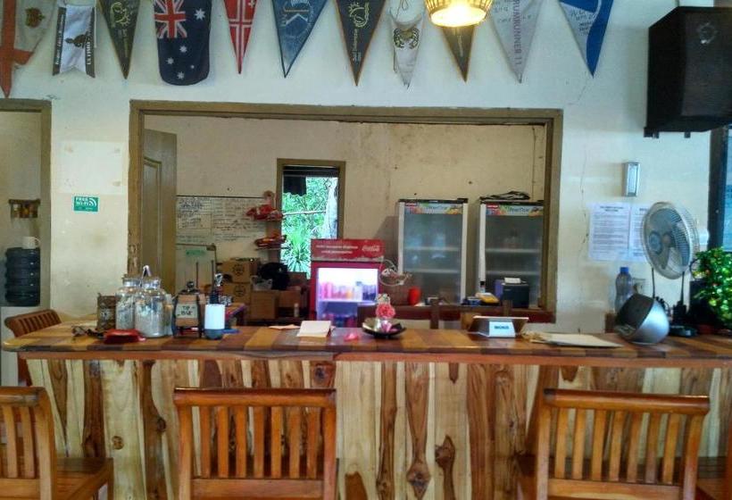 호텔 Capital O 2796 Medana Bay Marina