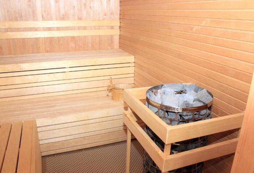 ホテル Median Hajdúnánás