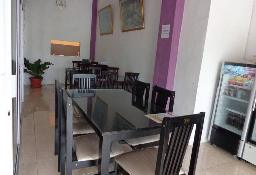 هتل Musafir Inn