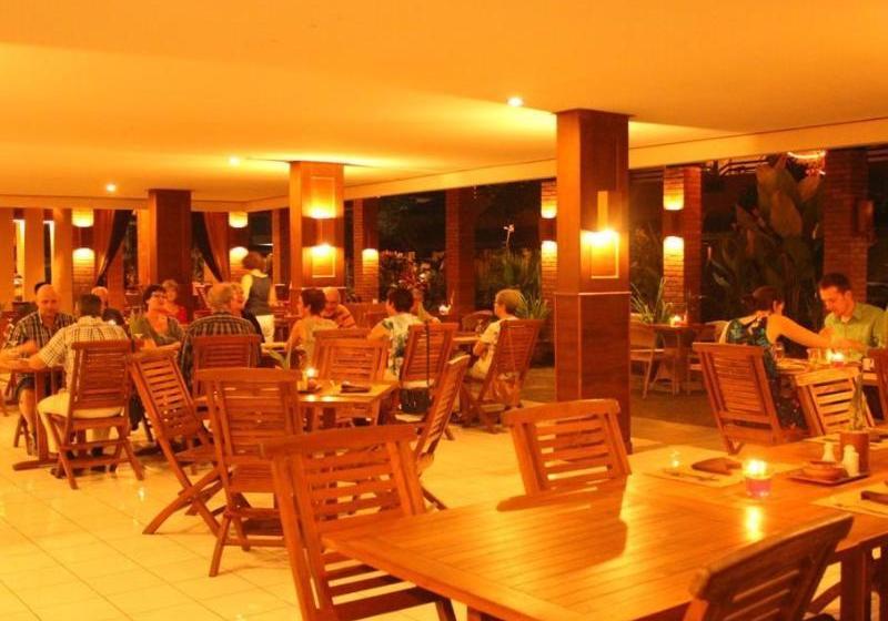 ホテル Nyiur Resort