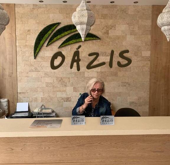 酒店 Oazis Panzió