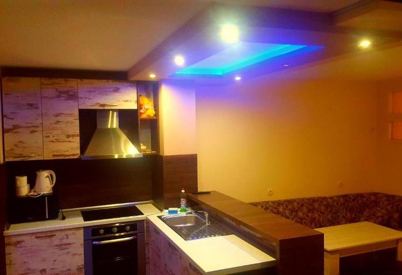 ホテル при братята Apartments & Studios