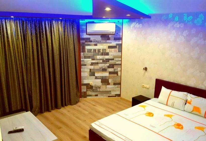 ホテル при братята Apartments & Studios