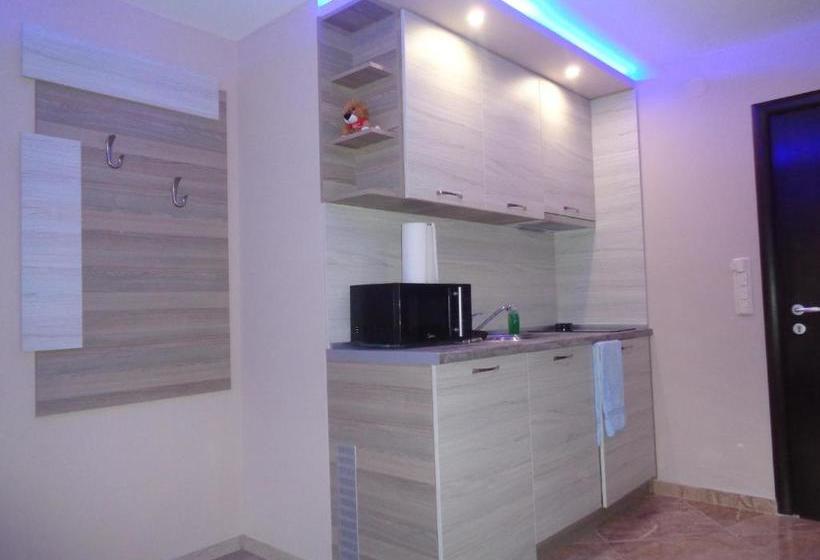 ホテル при братята Apartments & Studios