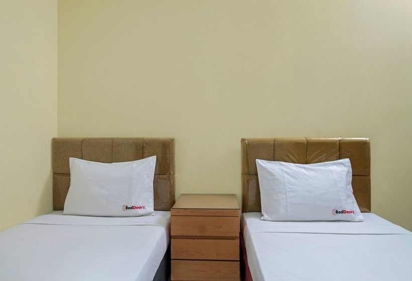 호텔 Reddoorz Budget @ Karet Setiabudi