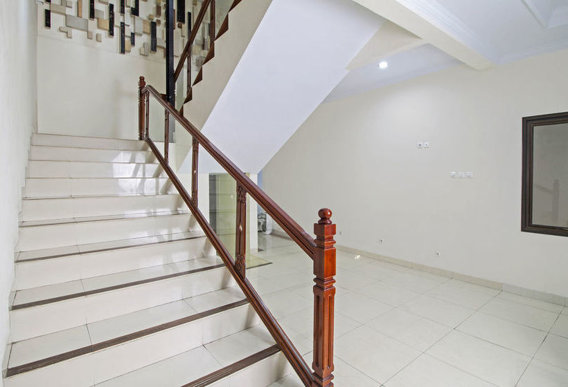 酒店 Reddoorz @ Tebet Utara