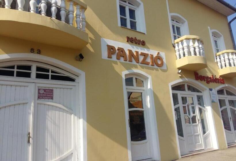ホテル Retro Panzió