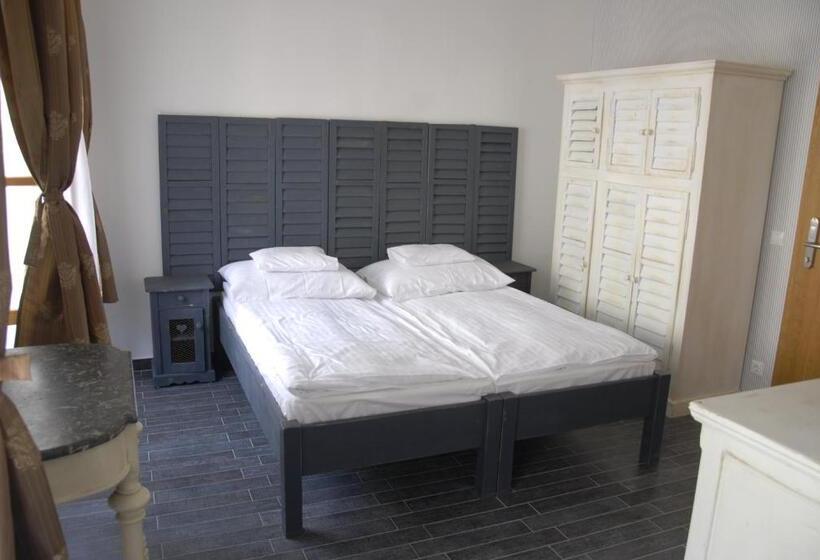 호텔 Régi Posta étterem és Fogadó