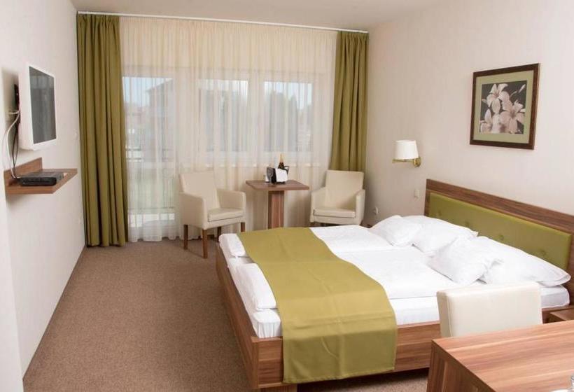 Simbad Hotel & Bar Superior