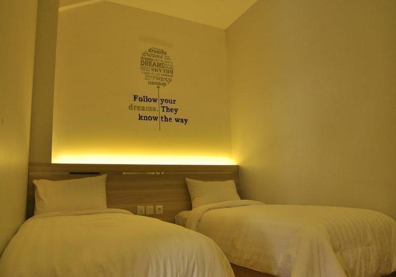 Отель Summer Bed And Breakfast