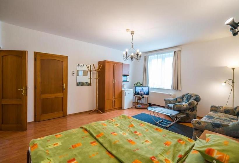 호텔 Szent Kristóf Panzió