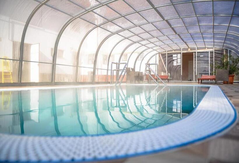 فندق Thermal Panzió Igal