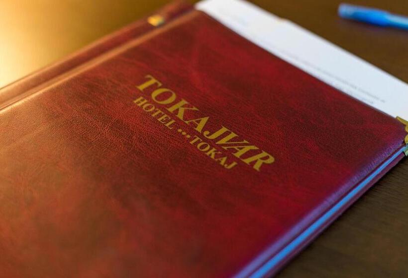 בית מלון כפרי Tokajvár