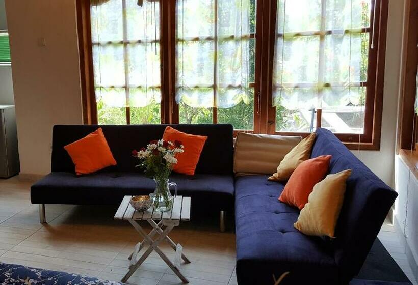 Hotel Villa Lumbalumba