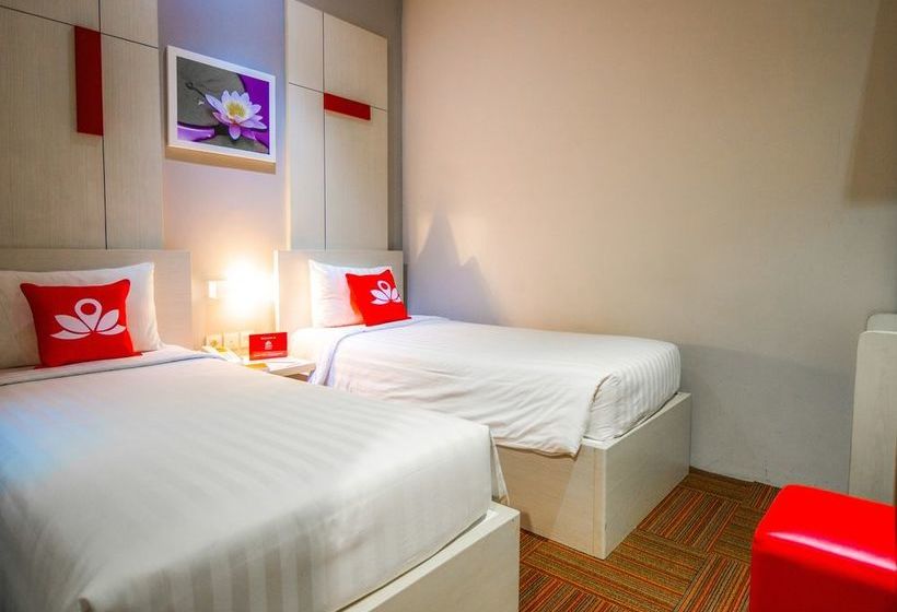 Отель Zen Premium Setiabudi