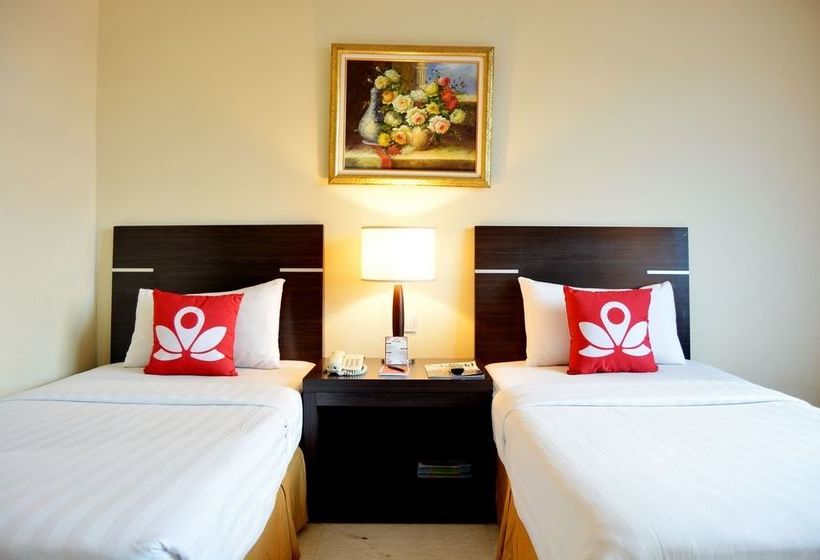 ホテル Zen Rooms Bandengan Selatan