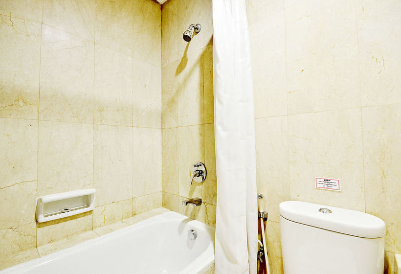 ホテル Zen Rooms Bandengan Selatan