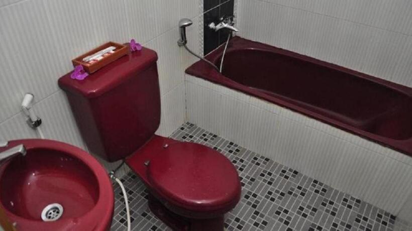 Отель Zuzu Sumeru