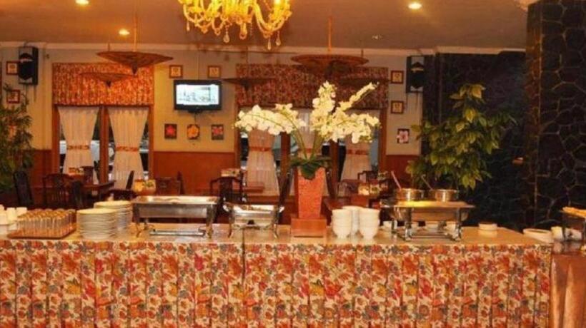 Отель Zuzu Sumeru