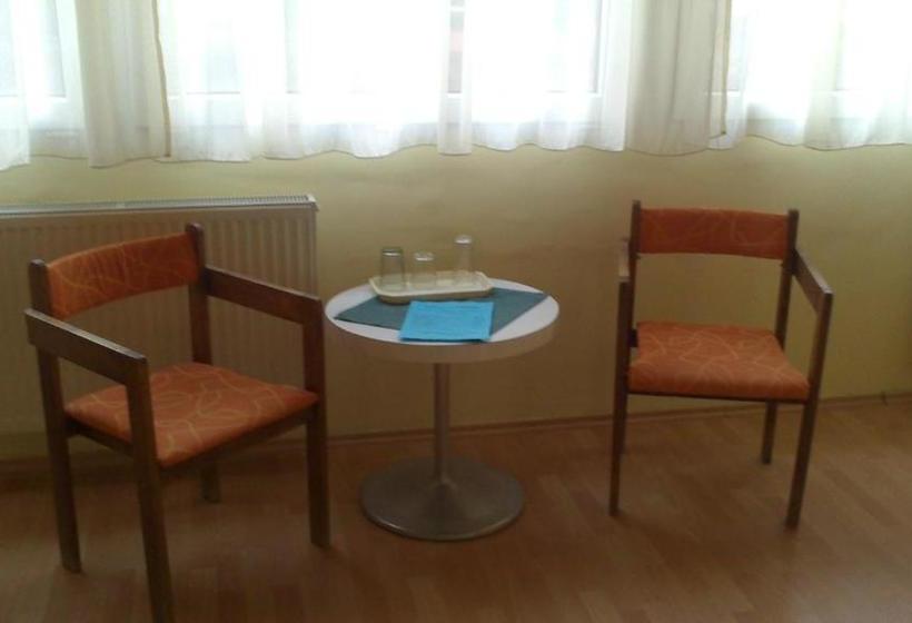 Napsugár Szálló Baja