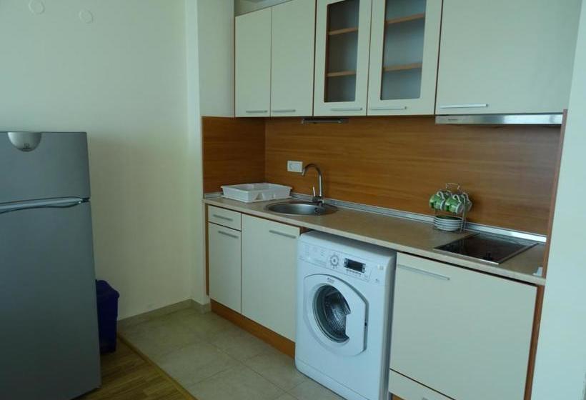 Lozenetz Beach Apartments