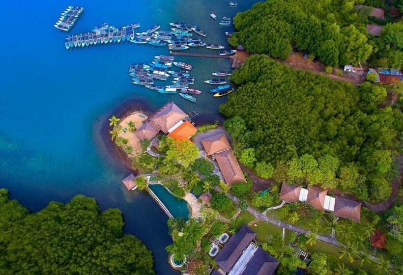 Mimpi Resort Menjangan