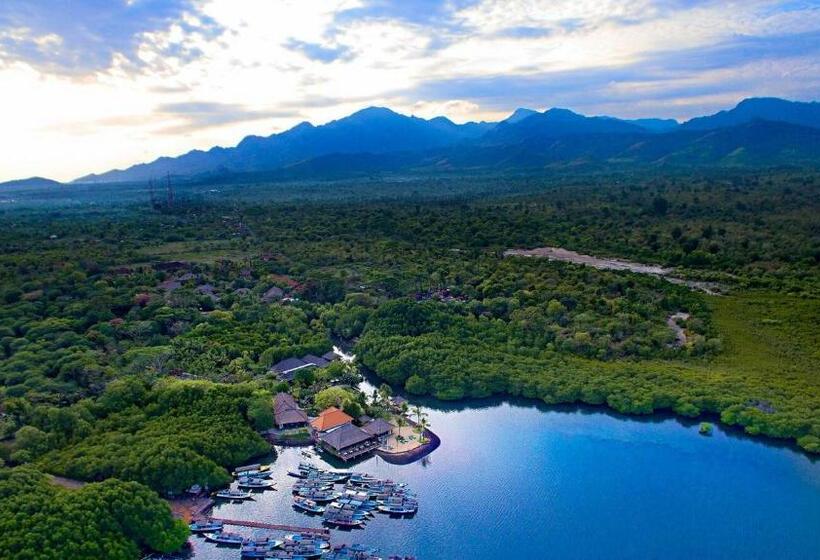 Mimpi Resort Menjangan