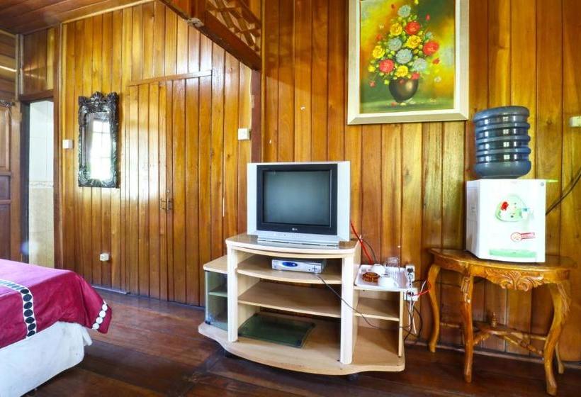 Aquarius Orange Resort