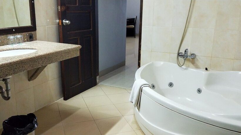 منتجع Bdi Townhouse Hotel & Residence Balikpapan