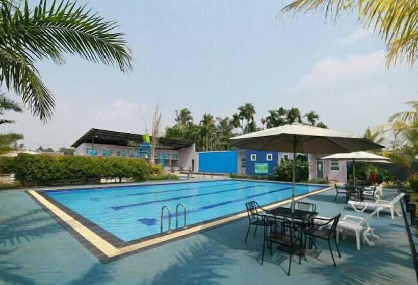 리조트 Grand Malioboro