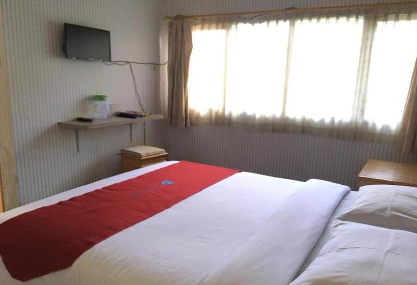 Edotel Syariah Nilam Sari Mitra Reddoorz