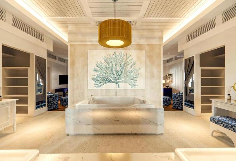 The Ungasan Clifftop Resort