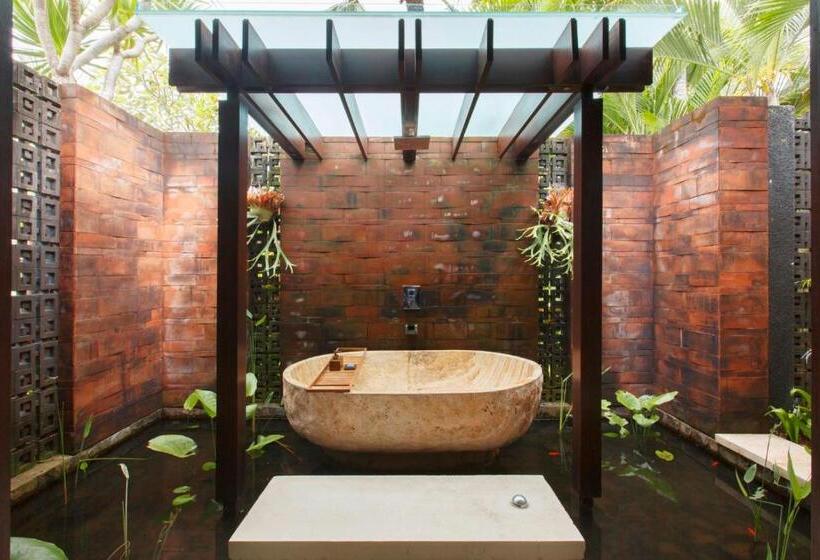 The Ungasan Clifftop Resort