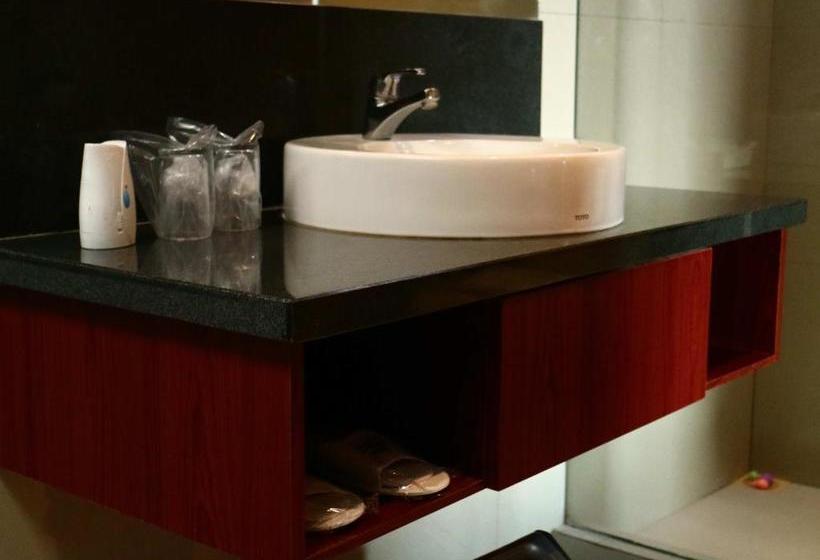 Watu Dodol Hotel & Restaurant